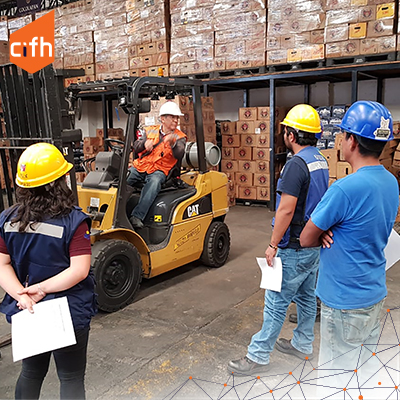 operando-con-seguridad-tu-montacargas.53